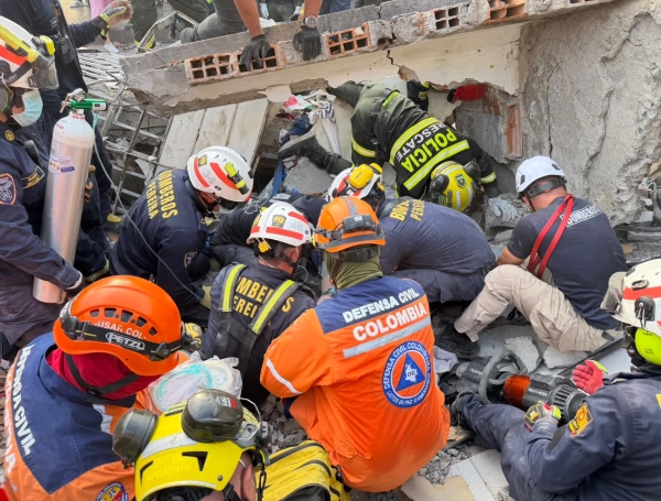 Colapsó vivienda que había quedado afectada por terremoto de 7,4 en Pereira