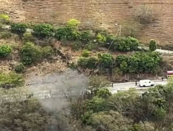 Frustran robo a un carro de valores en Nariño.
