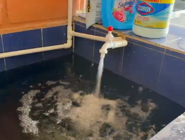 Anteriormente, el agua que llegaba a las viviendas carecía de presión.