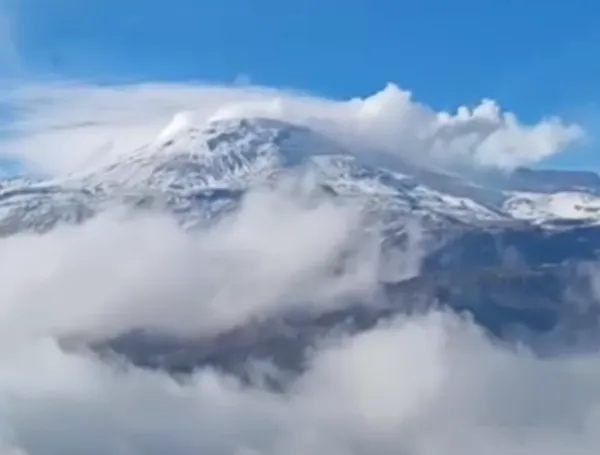 Así luce el Nevado del Ruiz tras las recientes lluvias.