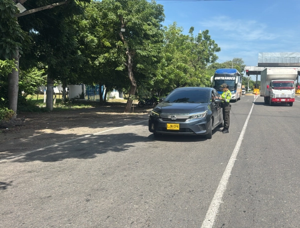 Policía