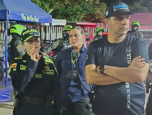 Policía