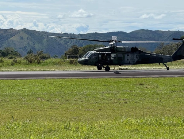 Helicóptero Black Hawk