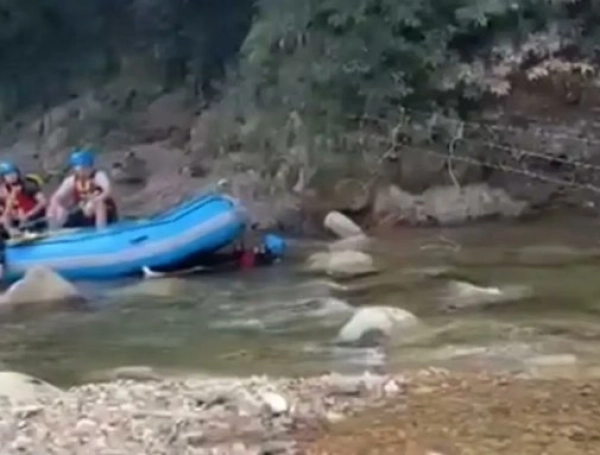 Turistas Antioquia, peaje.