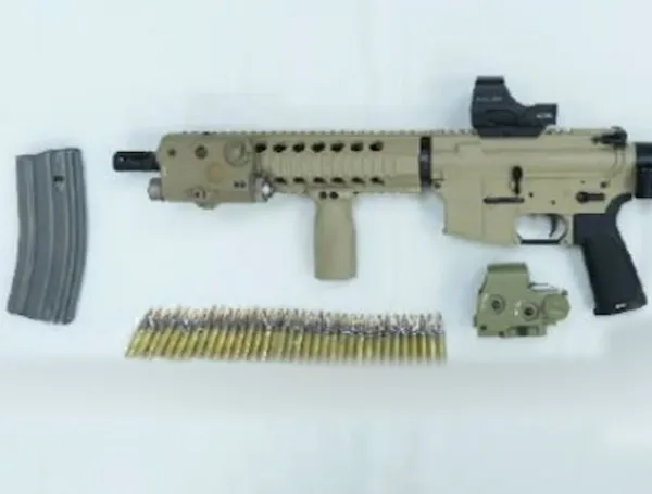 Armas incautadas a la creadora de contenido Wendy Durán.