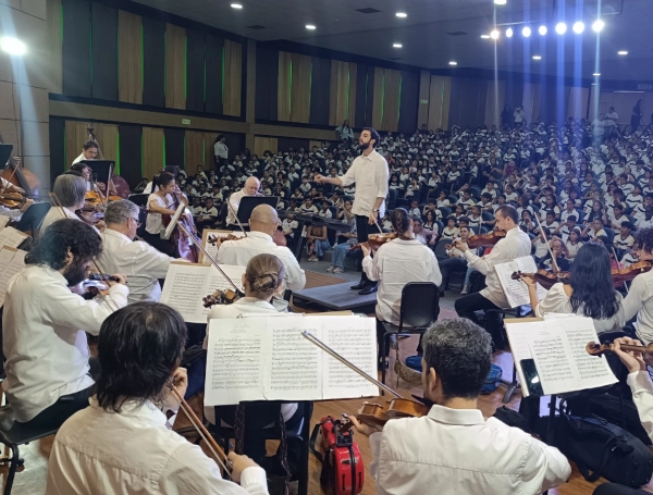 La Orquesta Filarmónica de Cali.