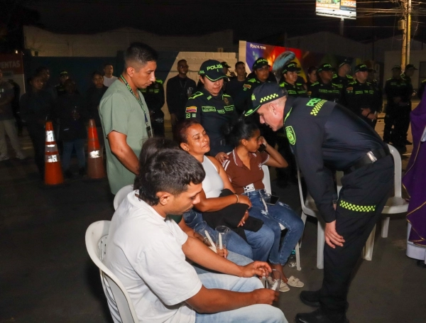 Velatón por la policía María José Recuero, de 20 años.