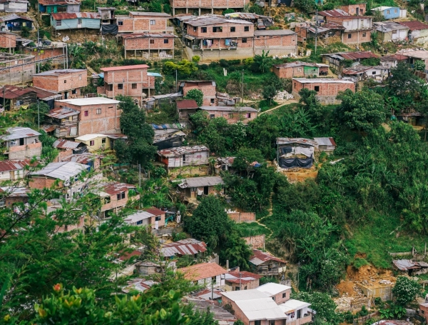 Medellín actualiza su POT: mapas revelan alerta roja por expansión de zonas de riesgo