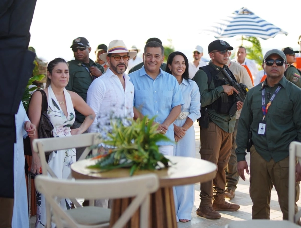 De La Espriella en la inauguración del Gran Malecón del Mar en Cartagena