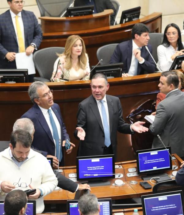 Revés para la reforma política: se levantó sesión en Senado por falta ...