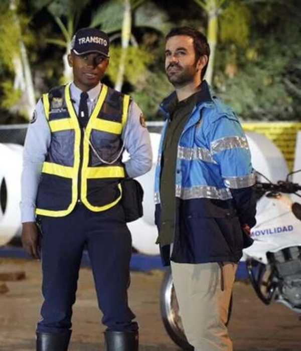 El secretario de Movilidad de Cali, Gustavo Orozco, a la derecha.
