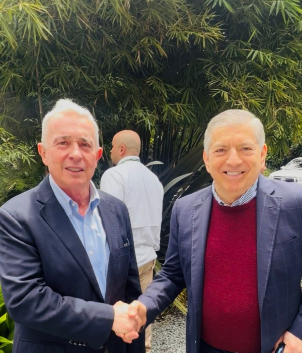 ??lvaro Uribe y C??sar Gaviria se reunieron este viernes en Rionegro, Antioquia