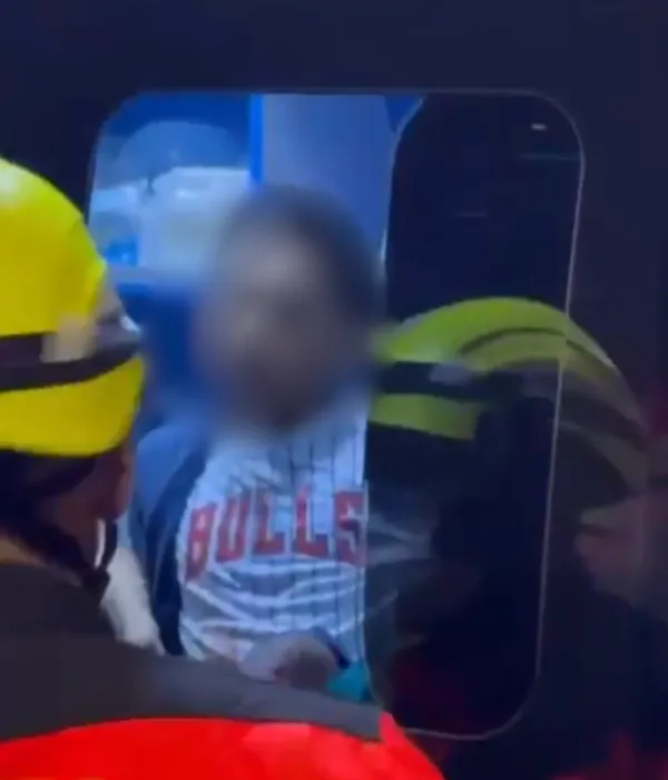 Los jóvenes fueron trasladados a centros asistenciales tras ser linchados por la comunidad.