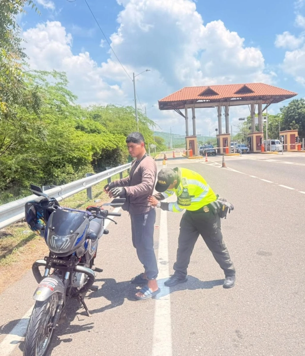 Policía