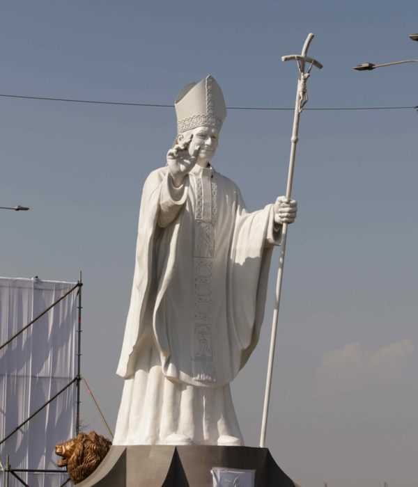 Estatua León XIV