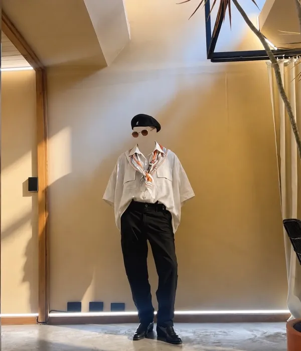 Transparencias, accesorios y expresión personal: así evoluciona la moda masculina más allá de las pasarelas