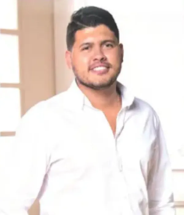 Esteban Ramírez Parra.