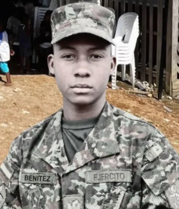 El soldado Luis Andrés Benítez Rodríguez murió en la base militar de Buriticá.