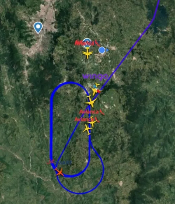 Plano del tránsito aéreo sobre el José María Córdova en la noche del 10 de octubre tras el sobrevuelo del dron.