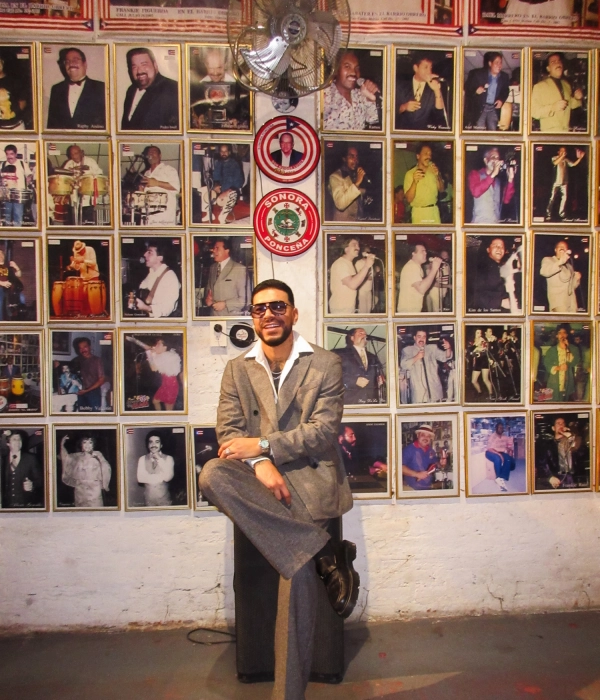 Ryan Castro en el Museo de la Salsa de Cali.
