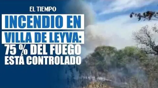El incendio forestal en Villa de Leyva está controlado en un 75 %, según el balance entregado sobre la emergencia. Las autoridades continúan realizando descargas aéreas para contener los focos que permanecen activos.
Como medida preventiva, algunas personas fueron evacuadas de hoteles de la zona para evitar riesgos mientras avanzan las labores de control y extinción del incendio.
 #ElTiempo #NoticiasColombia #ÚltimaHora

SUSCRÍBETE: https://bit.ly/eltiempoYT 

Síguenos en nuestras redes sociales:
X: https://twitter.com/eltiempo 
Facebook: https://www.facebook.com/eltiempo 
Instagram: https://www.instagram.com/eltiempo 

El Tiempo es el medio líder de noticias en Colombia, caracterizado por sus investigaciones y reportajes exclusivos, sobre:  justicia, deportes, economía, política, cultura, tecnología, innovación, cambio climático, entre otros eventos noticiosos en Colombia y el mundo.

Para mayor información ingresa a: https://www.eltiempo.com 

Otros canales de El Tiempo
Citytv: https://www.youtube.com/c/citytvbogota  
Bravíssimo Citytv: https://www.youtube.com/c/BRAVISSIMOCITYTV  
Portafolio: https://www.youtube.com/user/PortafolioCO  
Futbolred: https://www.youtube.com/c/FutbolRedCO