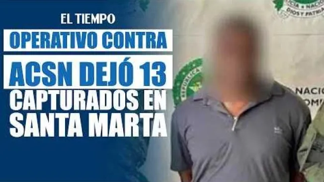 Santa Marta permanece bajo fuerte presencia de la Fuerza Pública en medio del paro armado anunciado por las Autodefensas Conquistadoras de la Sierra Nevada (ACSN).
En una operación conjunta entre la Policía y el Ejército fueron capturadas 13 personas en Santa Marta y Ciénaga. Entre los detenidos está Yolima Johana Murgas Guzmán, pareja de alias ‘Pinocho’, señalado como cabecilla principal de las ACSN.
Mientras avanzan los operativos de seguridad, la propia organización anunció que el paro armado finalizaría a las 7:00 de la mañana del viernes 25 de septiembre. Las autoridades trabajan para restablecer progresivamente el comercio y la movilidad en Santa Marta.
 #ElTiempo #NoticiasColombia #ÚltimaHora

SUSCRÍBETE: https://bit.ly/eltiempoYT 

Síguenos en nuestras redes sociales:
X: https://twitter.com/eltiempo 
Facebook: https://www.facebook.com/eltiempo 
Instagram: https://www.instagram.com/eltiempo 

El Tiempo es el medio líder de noticias en Colombia, caracterizado por sus investigaciones y reportajes exclusivos, sobre:  justicia, deportes, economía, política, cultura, tecnología, innovación, cambio climático, entre otros eventos noticiosos en Colombia y el mundo.

Para mayor información ingresa a: https://www.eltiempo.com 

Otros canales de El Tiempo
Citytv: https://www.youtube.com/c/citytvbogota  
Bravíssimo Citytv: https://www.youtube.com/c/BRAVISSIMOCITYTV  
Portafolio: https://www.youtube.com/user/PortafolioCO  
Futbolred: https://www.youtube.com/c/FutbolRedCO