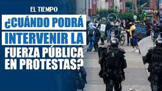 El Gobierno Nacional publicó un borrador de decreto que plantea cambios al protocolo de actuación de las autoridades durante las manifestaciones públicas, establecido en el Decreto 003 de 2021. La propuesta mantiene el diálogo y la mediación como mecanismos prioritarios, pero plantea que estos no sean un requisito previo que impida la intervención de la Fuerza Pública cuando se presenten determinadas conductas violentas. ¿Qué opina del nuevo protocolo? Lo leemos en los comentarios. #ElTiempo #NoticiasColombia #ÚltimaHora #Protestas #Colombia #FuerzaPública #DerechoALaProtesta #ELTIEMPO
SUSCRÍBETE: https://bit.ly/eltiempoYT
Síguenos en nuestras redes sociales:
X: https://twitter.com/eltiempo
Facebook: https://www.facebook.com/eltiempo
Instagram: https://www.instagram.com/eltiempo
El Tiempo es el medio líder de noticias en Colombia, caracterizado por sus investigaciones y reportajes exclusivos, sobre: justicia, deportes, economía, política, cultura, tecnología, innovación, cambio climático, entre otros eventos noticiosos en Colombia y el mundo.
Para mayor información ingresa a: https://www.eltiempo.com
Otros canales de El Tiempo
Citytv: https://www.youtube.com/c/citytvbogota
Bravíssimo Citytv: https://www.youtube.com/c/BRAVISSIMOCITYTV
Portafolio: https://www.youtube.com/user/PortafolioCO
Futbolred: https://www.youtube.com/c/FutbolRedCO