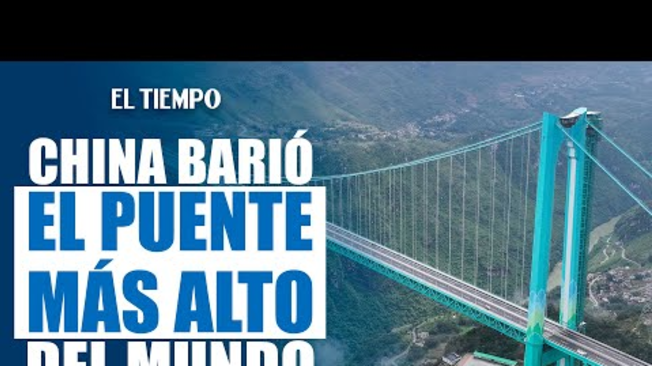 El Puente del Gran Cañón de Huajiang, en la provincia de Guizhou, abrió al tráfico y se convirtió en el más alto del mundo con 625 metros de altura