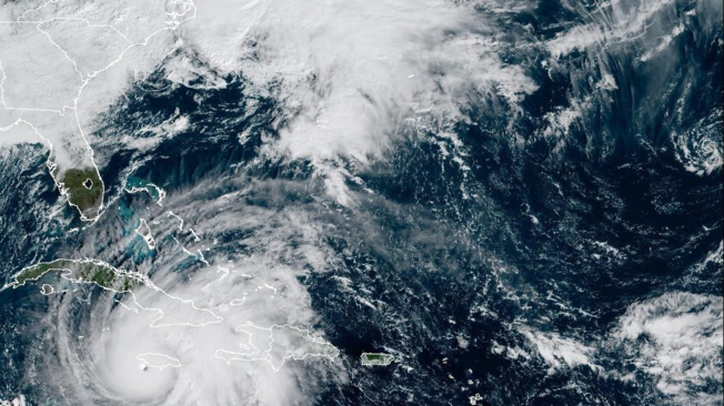 Huracán Melissa toca tierra en Jamaica
