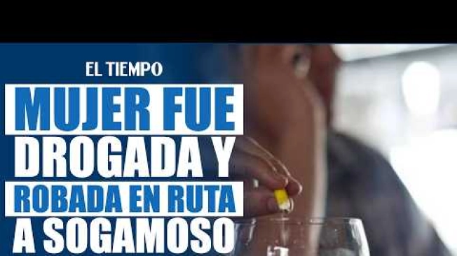 Una mujer denunció que habría sido drogada y víctima de hurto durante un viaje en bus desde Bogotá hacia Sogamoso. Según su relato, el vehículo salió de la capital alrededor de las 8:04 a. m. y ella perdió el conocimiento después de tomar agua de su termo.

La mujer aseguró que posteriormente el conductor la despertó y le preguntó si había sido drogada, mientras ella se encontraba desorientada y descubría que su maleta había desaparecido. Según su denuncia, las pertenencias hurtadas estaban valoradas en aproximadamente $7 millones.#ÚltimaHora #Bogotá #Sogamoso #Hurto #Escopolamina #Seguridad #Denuncia #Bus #TransportePúblico #Noticias

SUSCRÍBETE: https://bit.ly/eltiempoYT 

Síguenos en nuestras redes sociales:
X: https://twitter.com/eltiempo 
Facebook: https://www.facebook.com/eltiempo 
Instagram: https://www.instagram.com/eltiempo 

El Tiempo es el medio líder de noticias en Colombia, caracterizado por sus investigaciones y reportajes exclusivos, sobre:  justicia, deportes, economía, política, cultura, tecnología, innovación, cambio climático, entre otros eventos noticiosos en Colombia y el mundo.

Para mayor información ingresa a: https://www.eltiempo.com 

Otros canales de El Tiempo
Citytv: https://www.youtube.com/c/citytvbogota  
Bravíssimo Citytv: https://www.youtube.com/c/BRAVISSIMOCITYTV  
Portafolio: https://www.youtube.com/user/PortafolioCO  
Futbolred: https://www.youtube.com/c/FutbolRedCO