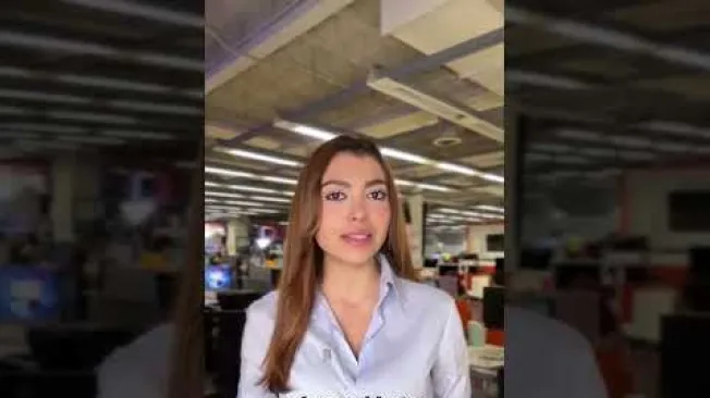 Ante la primera marcha de la oposición, el presidente Abelardo de la Espriella lanzó advertencias frente a posibles bloqueos y hechos de violencia. El mandatario aseguró que no tolerará actos violentos y se refirió a quienes calificó como “instigadores de la maldad”.

#eltiempo  #NoticiasColombia #ÚltimaHora #AbelardoDeLaEspriella #OposicionColombia #MarchasColombia #OrdenPublico #GobiernoDeColombia #NoticiasColombia #ProtestaSocial #SeguridadCiudadana #AlocucionPresidencial #ActualidadPolitica #NoticiasDeHoy #UltimaHoraColombia #FuerzaPublica #Colombia #PoliticaColombia #GarantiasCiudadanas #ManoFirme #AtencionColombia #SeguridadNacional #MovilizacionSocial

SUSCRÍBETE: https://bit.ly/eltiempoYT 

Síguenos en nuestras redes sociales:
X: https://twitter.com/eltiempo 
Facebook: https://www.facebook.com/eltiempo 
Instagram: https://www.instagram.com/eltiempo 

El Tiempo es el medio líder de noticias en Colombia, caracterizado por sus investigaciones y reportajes exclusivos, sobre:  justicia, deportes, economía, política, cultura, tecnología, innovación, cambio climático, entre otros eventos noticiosos en Colombia y el mundo.

Para mayor información ingresa a: https://www.eltiempo.com 

Otros canales de El Tiempo
Citytv: https://www.youtube.com/c/citytvbogota  
Bravíssimo Citytv: https://www.youtube.com/c/BRAVISSIMOCITYTV  
Portafolio: https://www.youtube.com/user/PortafolioCO  
Futbolred: https://www.youtube.com/c/FutbolRedCO