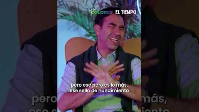 Una confesión sin filtros sobre las barreras culturales y la resistencia ideológica arraigada en los escenarios de poder legislativo en Colombia. El relato exponen la angustia vivida desde el primer dea: la indecisión frente al color de la corbata y la apariencia física para evitar el señalamiento, el sudor frío al cruzar las puertas del Capitolio y la aparente cordialidad inicial que se quiebra apenas inician los debates en torno a la igualdad y la diversidad #CongresoColombia #DiversidadLGBTIQ #Homofobia #IgualdadDeDerechos #ElTiempo #PolíticaColombia #AbelardoDeLaEspriella #DebatePolítico #ComunidadLGBTIQ #ÚltimaHora

SUSCRÍBETE: https://bit.ly/eltiempoYT 

Síguenos en nuestras redes sociales:
X: https://twitter.com/eltiempo 
Facebook: https://www.facebook.com/eltiempo 
Instagram: https://www.instagram.com/eltiempo 

El Tiempo es el medio líder de noticias en Colombia, caracterizado por sus investigaciones y reportajes exclusivos, sobre:  justicia, deportes, economía, política, cultura, tecnología, innovación, cambio climático, entre otros eventos noticiosos en Colombia y el mundo.

Para mayor información ingresa a: https://www.eltiempo.com 

Otros canales de El Tiempo
Citytv: https://www.youtube.com/c/citytvbogota  
Bravíssimo Citytv: https://www.youtube.com/c/BRAVISSIMOCITYTV  
Portafolio: https://www.youtube.com/user/PortafolioCO  
Futbolred: https://www.youtube.com/c/FutbolRedCO

Mauricio Toro relata su experiencia enfrentando la homofobia en el Congreso de Colombia.

El representante comparte cómo vivió sus primeros días en el legislativo y el desafío de defender la diversidad frente a los debates políticos. Descubre su testimonio sobre la lucha por el respeto y la igualdad en las instituciones del país.

Suscríbete para más historias y análisis sobre la política colombiana.