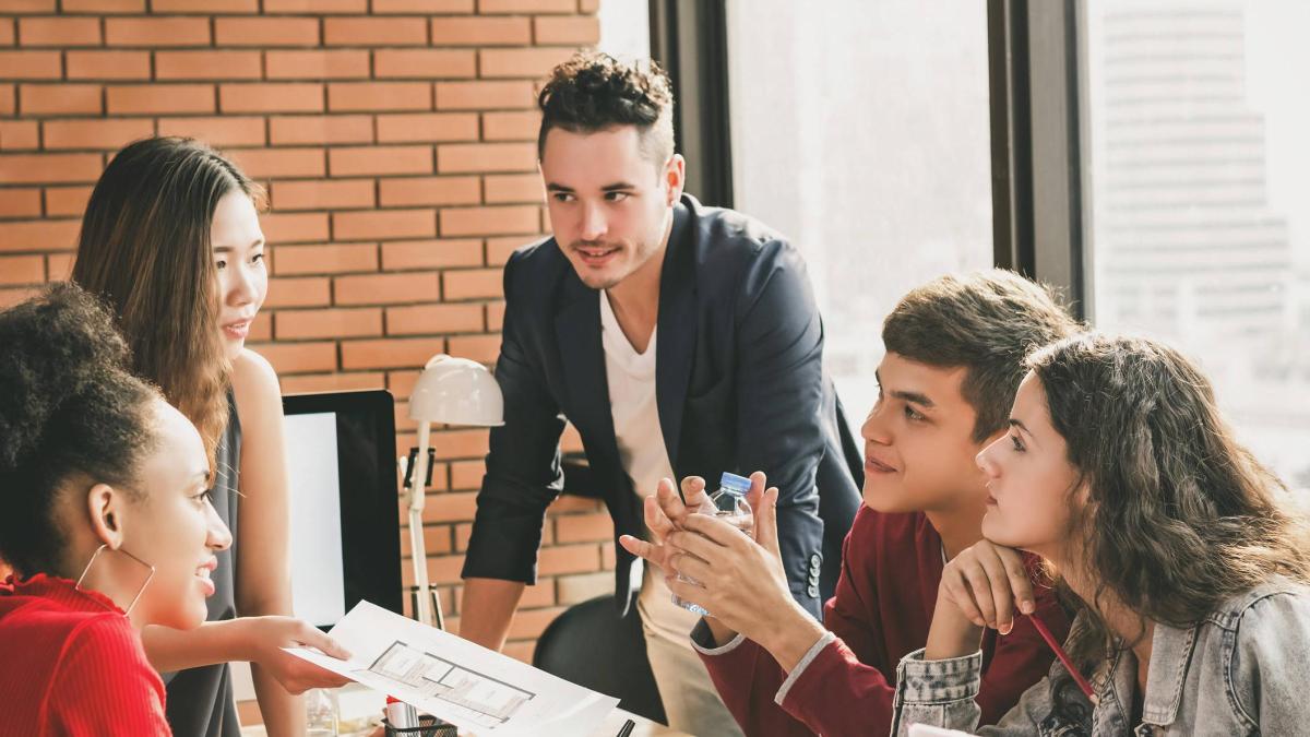 Ni solo salario ni solo vocación: ¿qué esperan hoy los jóvenes del trabajo?