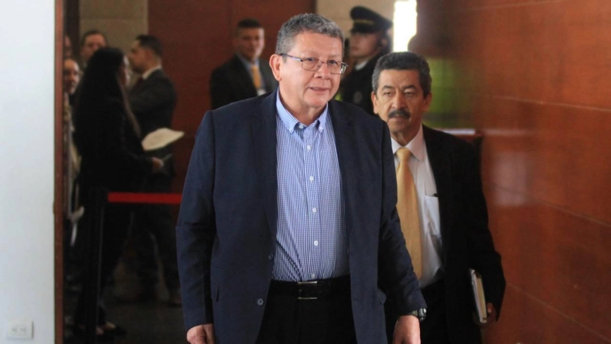 JEP imputa crímenes de guerra y de lesa humanidad a Pablo Catatumbo y a ocho ex-Farc por 468 hechos en Tolima, Huila y Quindío