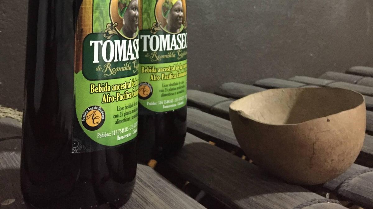 ¿A qué sabe el viche?, la famosa bebida del Pacífico colombiano