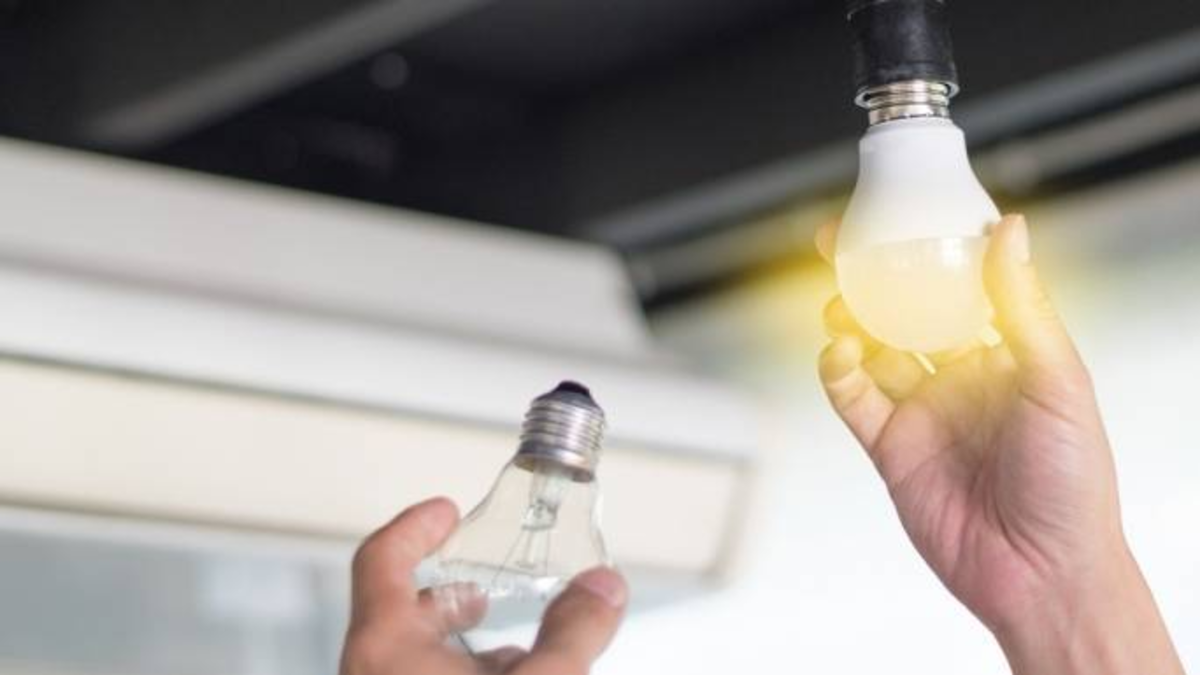 Faltan 3 meses para terminar 2025 y ha entrado menos del 2 % de la energía esperada: 'Estamos llevando al sistema eléctrico a una situación de riesgo'