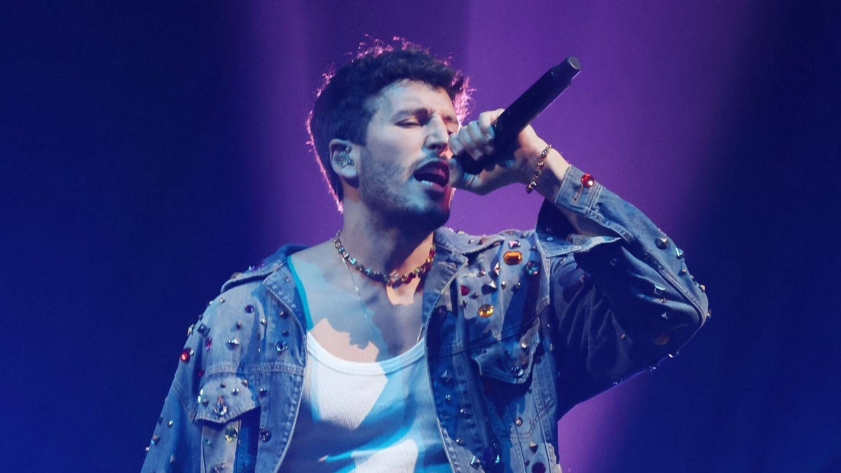 Sebastián Yatra llegará a Bogotá con su tour 'Entre tanta gente'