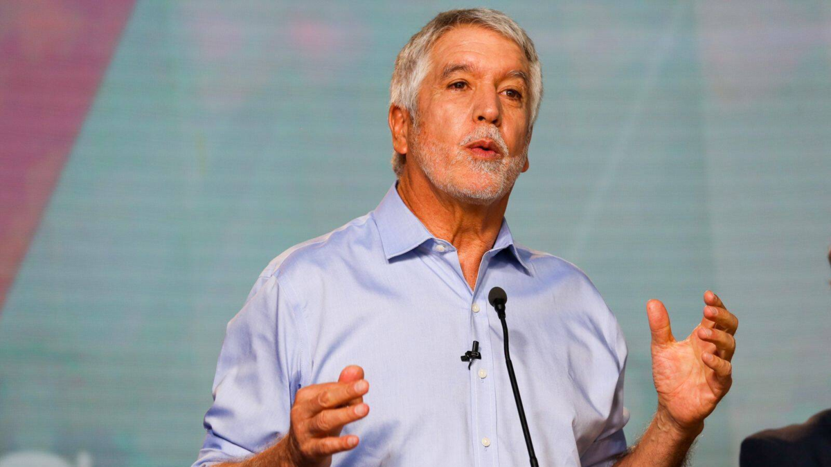 Vélez por la mañana | Enrique Peñalosa habla de su posible candidatura a La gran Consulta y se refiere a los demás integrantes del mecanismo