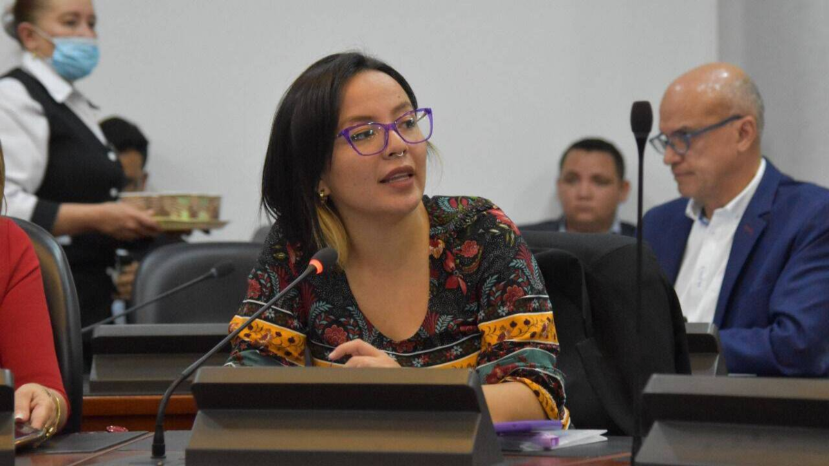 Jennifer Pedraza compartió certificado del Icfes en el que se confirma que Juliana Guerrero no presentó Pruebas Saber Pro ni TyT: 'Respeten al país'