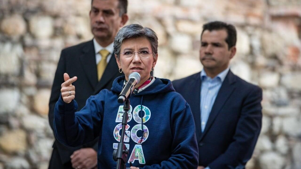 Claudia López reaccionó a la decisión de su exfórmula vicepresidencial, Leonardo Huerta, de respaldar a Abelardo de la Espriella: 'No la comparto'
