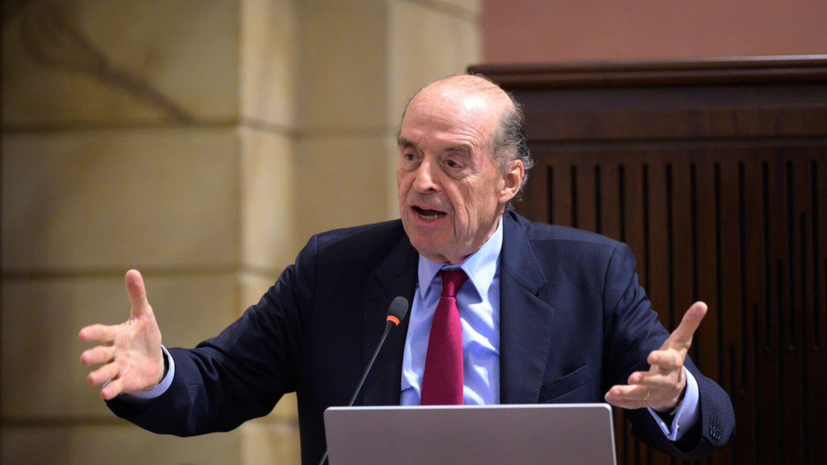 Primicia: Fiscalía acusa ante la Corte Suprema al excanciller Álvaro Leyva por prevaricato por el caso pasaportes