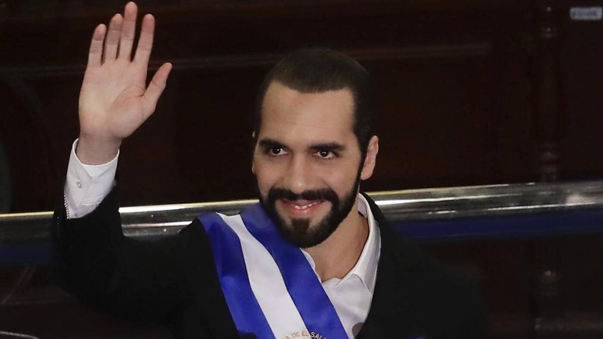  El Salvador prorroga nuevamente el régimen de excepción mientras oenegés denuncian alza de muertos en...