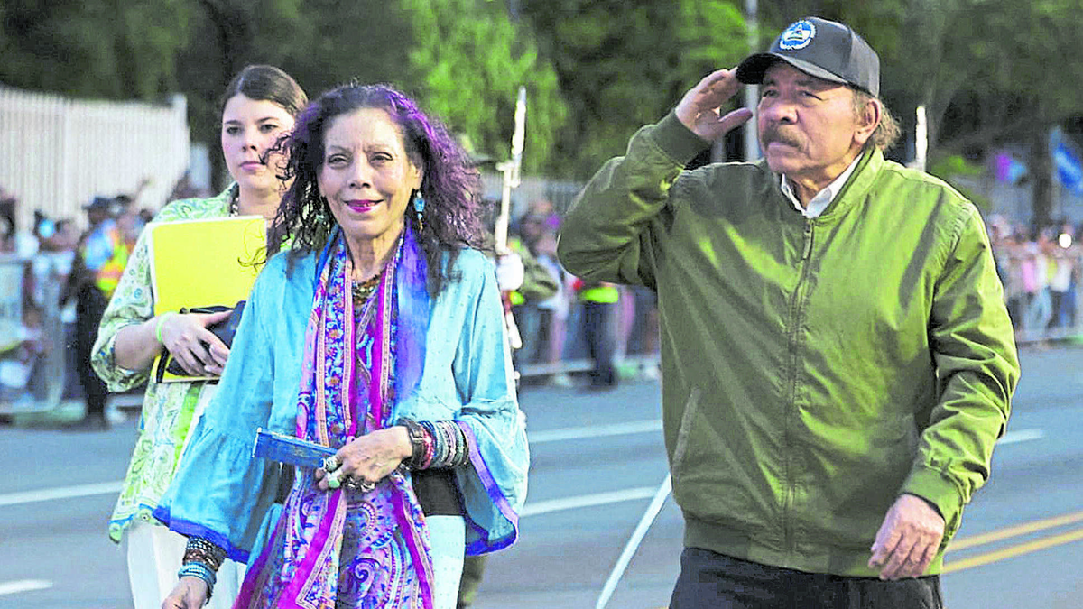 Daniel Ortega cumple 19 años en el poder en Nicaragua bajo el temor a un operativo 'estilo Maduro' de Estados Unidos