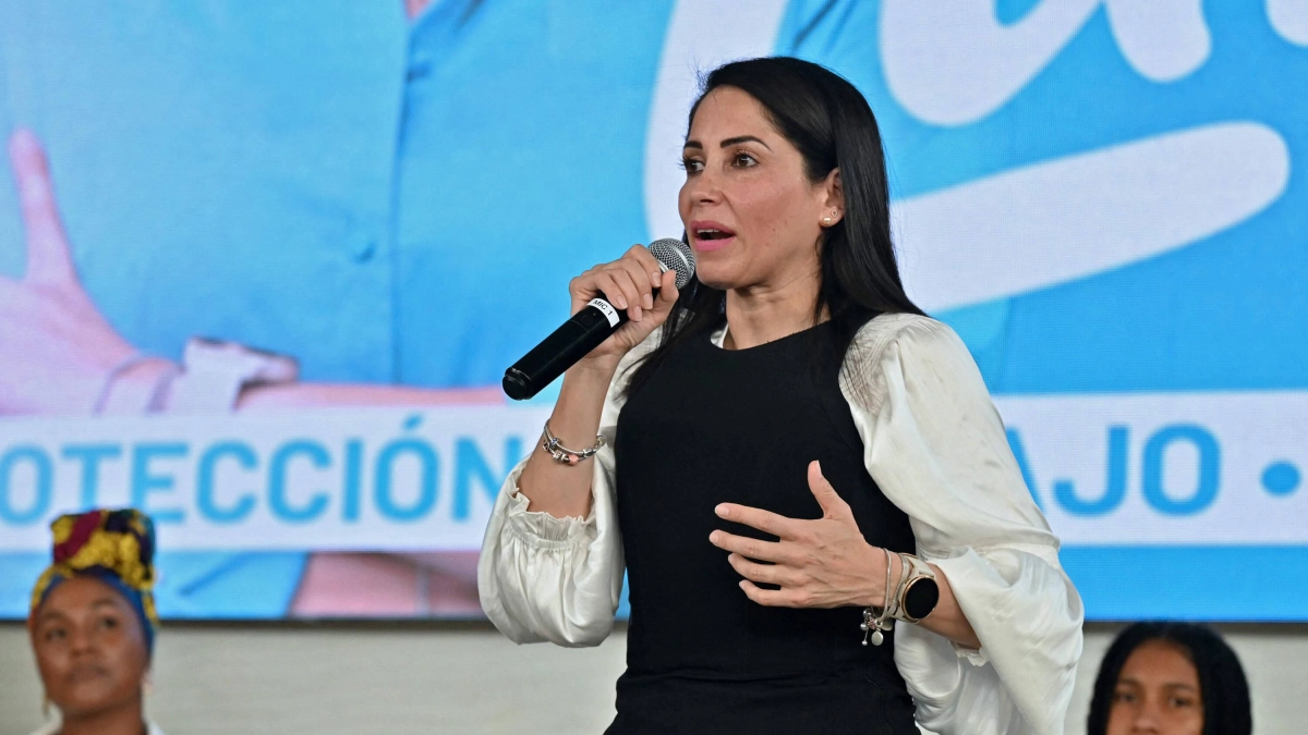 Ecuador: Policía arresta a Luisa González, la correísta que se disputó la presidencia con Noboa, en medio de investigación por financiación irregular