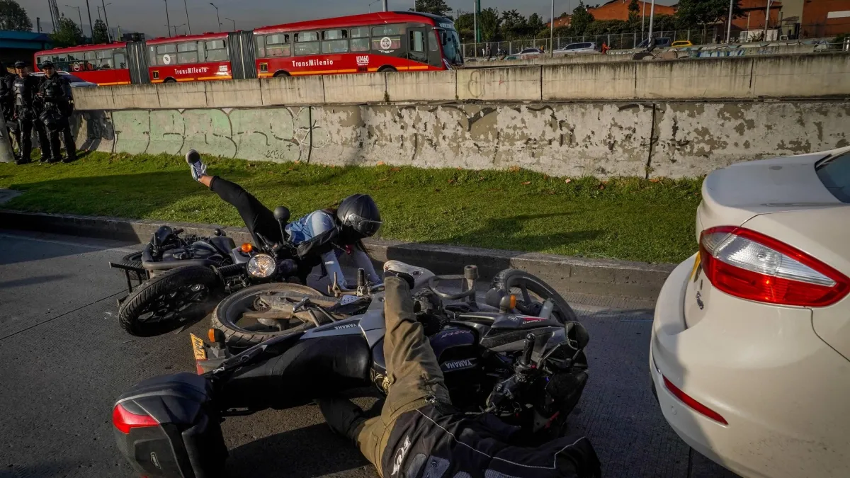 Siniestralidad vial se disparó 20,4 por ciento en Bogotá: estos son los 10 tramos críticos, los días y las horas en las que más mueren las personas