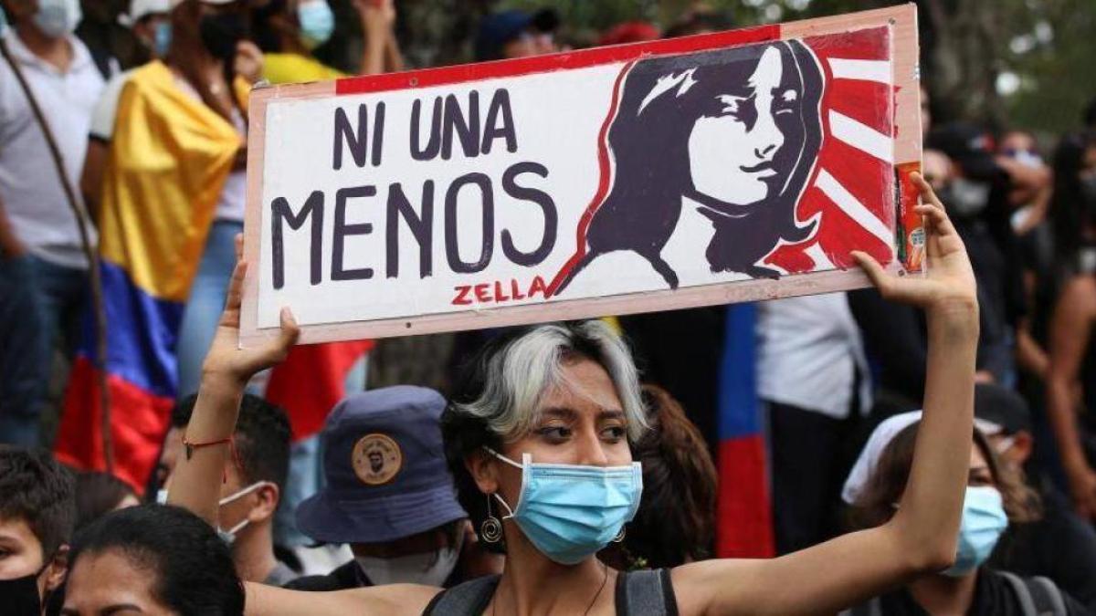 Madre de niña de tres años fue víctima de presunto feminicidio en Bogotá: supuesto asesino habría dejado a la menor encerrada con el cadáver