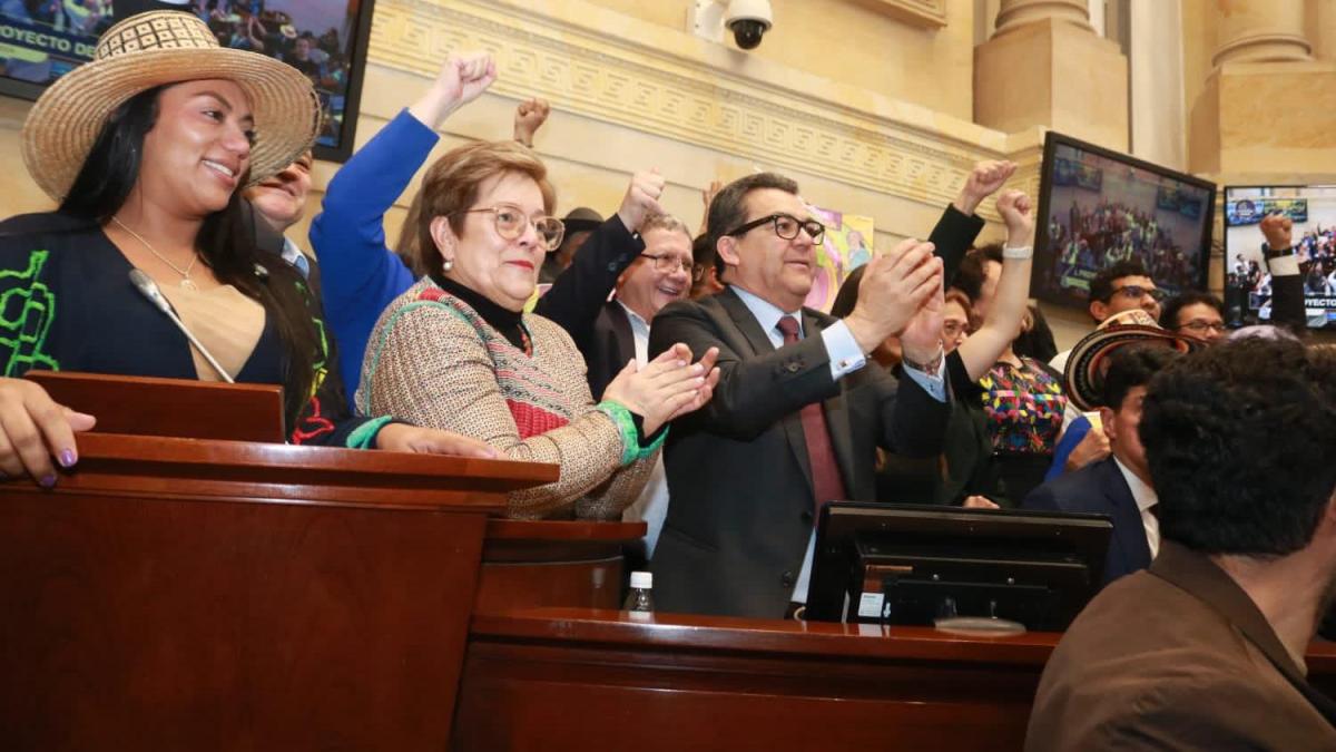 La historia del polémico artículo Fuelantala de la reforma pensional: de la ‘extorsión’ al gobierno Petro en Senado a la aprobación en la Cámara