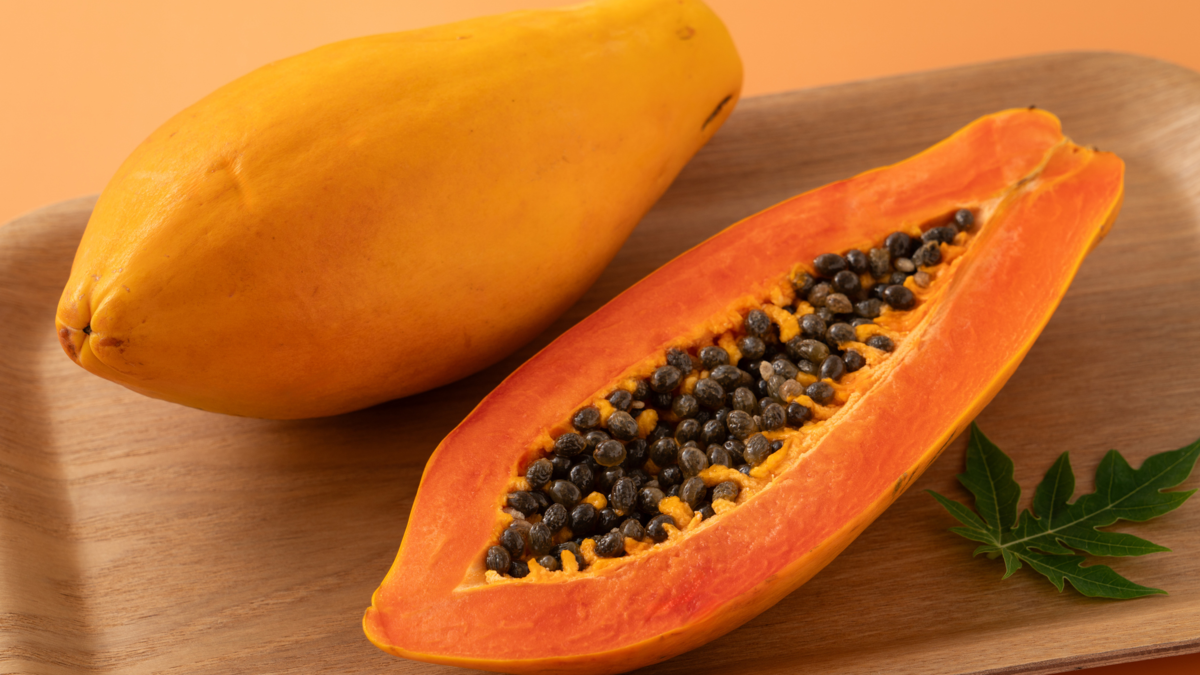 Papaya: propiedades, beneficios y usos de la fruta que mejora la digestión y la piel