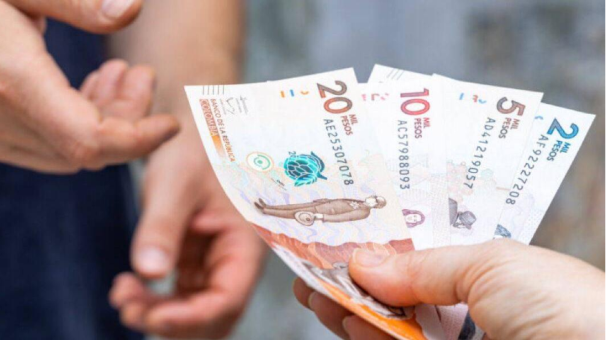 Destituyen e inhabilitan 10 años a policías que pidieron 'mordida' en peaje de Pereira para no revisar camión con mercancías
