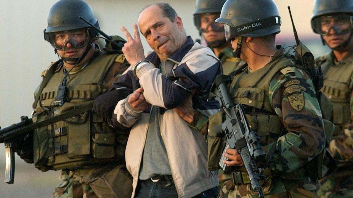 'Confusión institucional' por reconocimiento como víctima al exjefe guerrillero ‘Simón Trinidad’: ¿Por qué la JEP frenó su inclusión en caso de la UP?